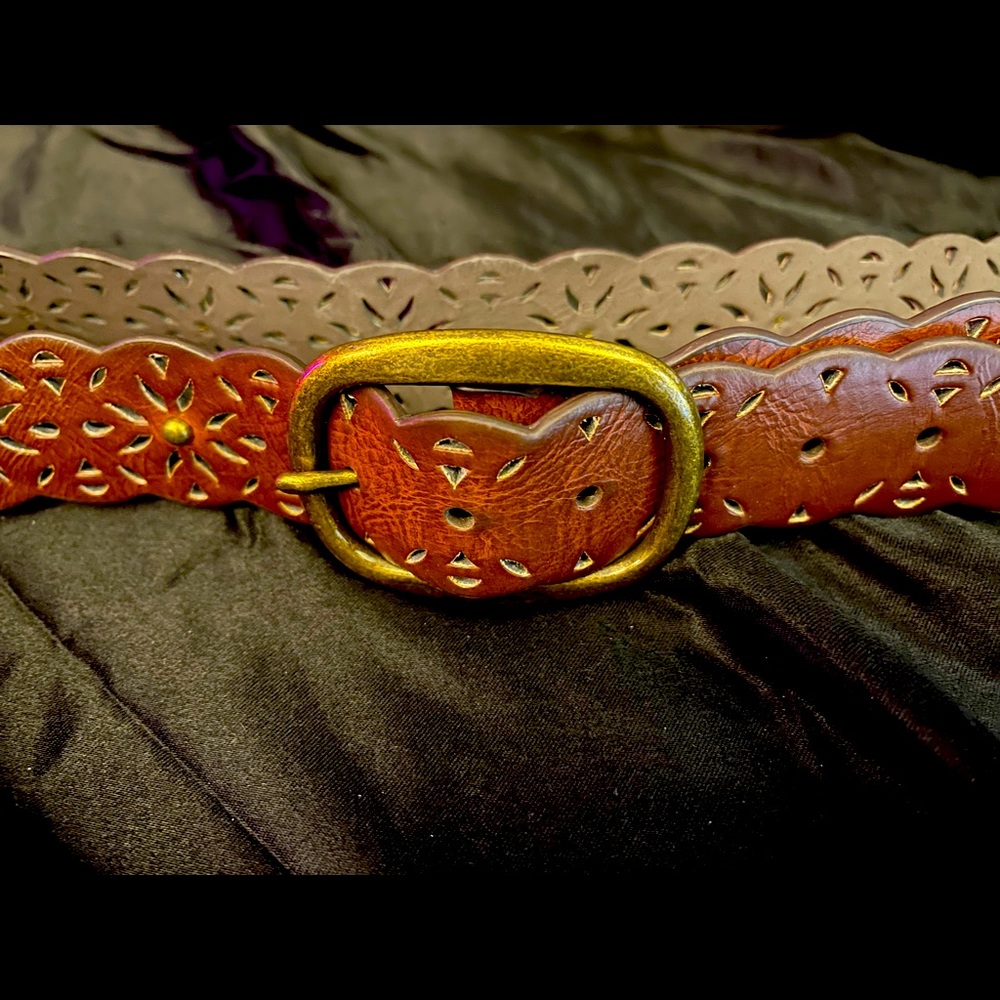 Woman’s Fashion Belt